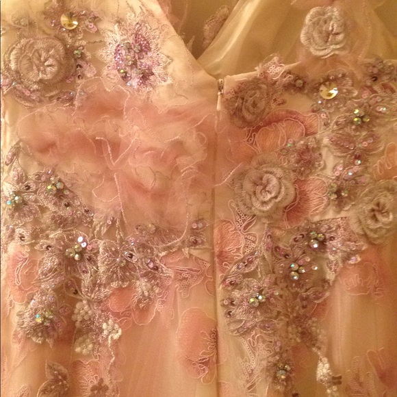 Long pink prom dress - Picture 6 of 7